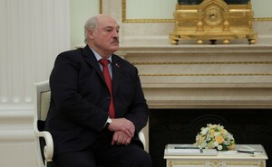 Лукашенко: Украина провоцирует РФ на нанесение ударов по энергосистеме, там много обезумевших