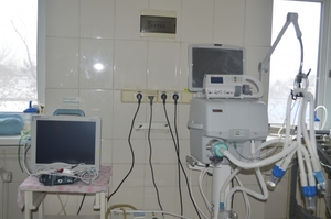 Реанимация Лутугинской больницы получила передвижной рентген-аппарат от жителей Рязани