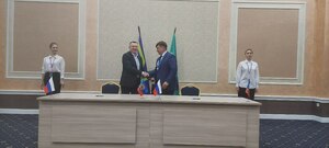 Руководители МКСМ ЛНР и Росмолодежи в Оренбурге подписали меморандум о сотрудничестве