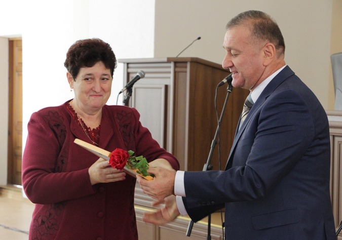 Торжественное собрание, посвященное Международному дню пожилого человека, Луганск, 30 сентября 2016 года