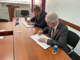 Общественные палаты ЛНР и Севастополя подписали в Старобельске соглашение о сотрудничестве