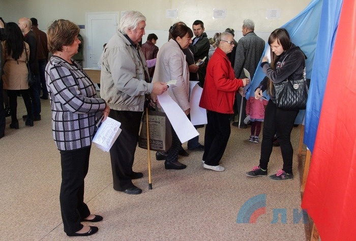 Предварительное общественное голосование на избирательном участке № 25, Александровск, 2 октября 2016 года