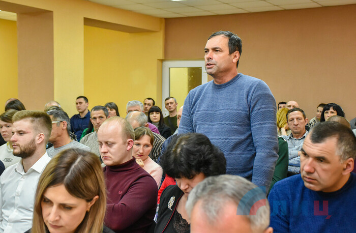 Встреча врио главы ЛНР Леонида Пасечника с жителями Беловодского района, Беловодск, 23 марта 2023 года