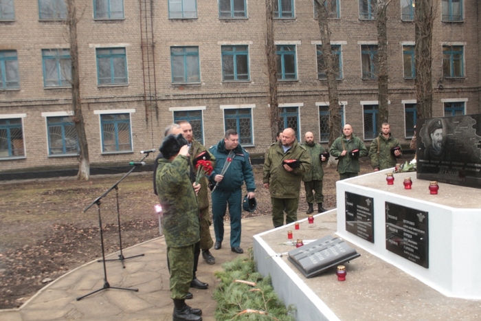 Открытие памятника Павлу Дремову, Стаханов, 12 декабря 2017 года