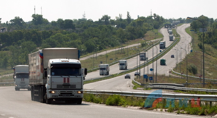 Разгрузка 32-го гумконвоя МЧС РФ завершилась в Луганске, автомобили возвращаются в Россию