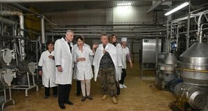 Председатель Правительства ЛНР ознакомился с работой Беловодского маслозавода