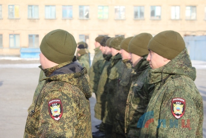 Принятие присяги курсантами училища ЛАВД, Луганск, 20 января 2017 года