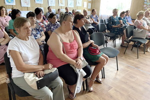 Жители Белореченского на встрече с депутатами подняли вопросы ремонта и транспорта