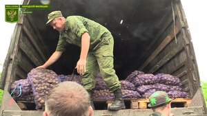 Народная милиция доставила 10 тонн посадочного картофеля жителям прифронтовой Вергулевки