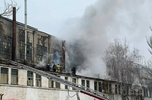 Луганские спасатели ликвидировали пожар на предприятии "Лугамаш", жертв и пострадавших нет