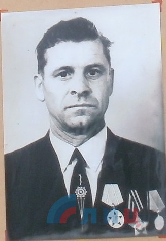 Гончаров Дмитрий Павлович (1920 - 1995). Воевал с 1944 года. Награжден орденами Славы и Отечественной войны, медалями.