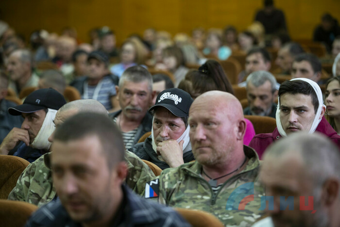Концерт звезд российской эстрады для раненых военнослужащих ЛНР и РФ, Луганск, 11 мая 2022 года