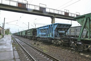 Доходы Луганской железной дороги от грузоперевозок за 8 месяцев выросли на 179 млн руб.