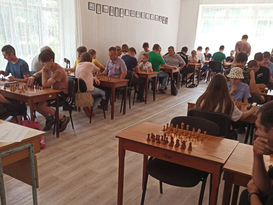 Федерации шахмат Пермского края и Свердловской области подарили инвентарь спортсменам ЛНР
