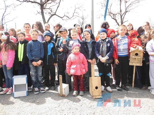 Всемирный день Земли в луганской средней общеобразовательной школе №33, апрель 2015
