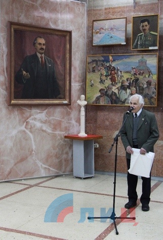 Открытие выставки "История края в изобразительном искусстве" в краеведческом музее, Луганск, 22 февраля 2017 года