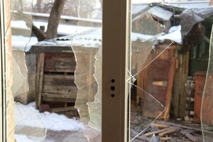 Представители ЛНР в СЦКК зафиксировали последствия обстрела поселка Донецкий
