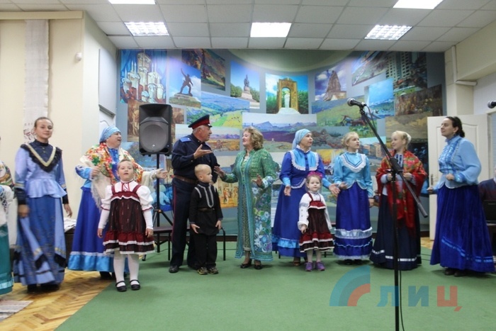 Открытие выставки "Донская Швейцария" в Галерее искусств Луганского художественного музея, Луганск, 12 октября 2017 года