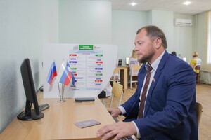 Жители ЛНР голосованием на выборах в Госдуму формируют новую Россию – депутат