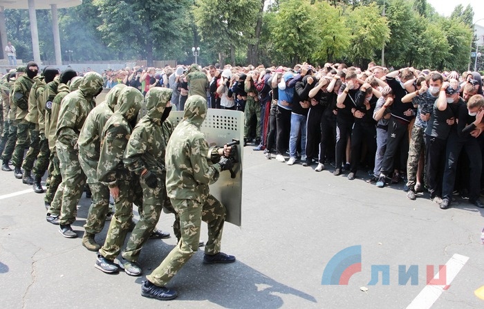 Тренировка по безоружному противодействию членам иностранной вооруженной миссии, Луганск, 19 июля 2016 года