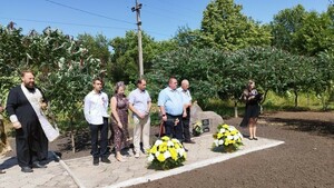 Ровеньчане почтили память земляков, погибших в 2014 году в результате удара "Точки-У" ВСУ