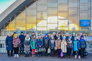 Более 260 детей из ЛНР отправились на Кремлевскую елку в Москву