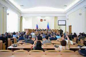 Парламент поддержал кандидатуру Сергея Козлова на должность Председателя Правительства ЛНР