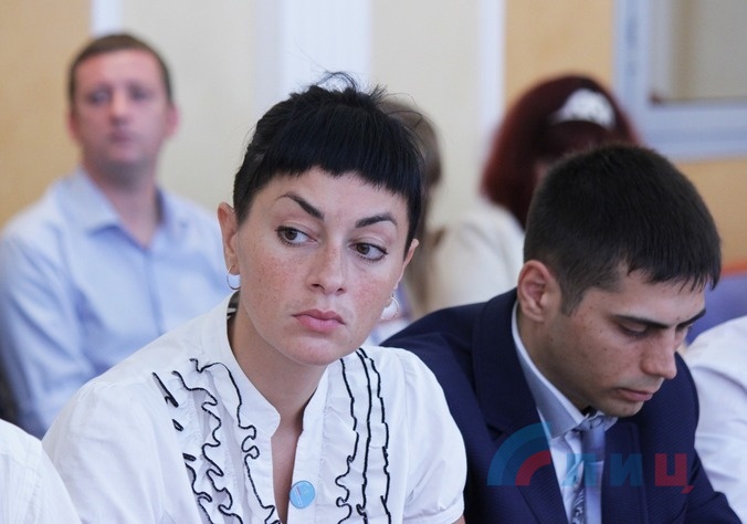 Парламентские слушания о невыполнении Украиной Минских соглашений, Луганск, 3 августа 2016 года