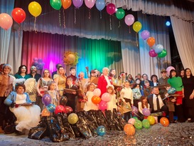 Фестиваль "Невозможное - возможно" прошел в Луганске к Международному дню инвалида