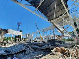 ВСУ обстрелом уничтожили стадион в Стаханове - СЦКК