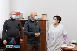 Карельское отделение ЕР передало медикаменты луганскому госпиталю ветеранов