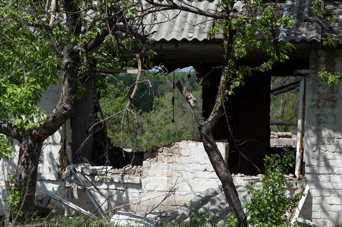 Разрушенный поселок Сокольники, 16 мая 2015 года. Фото: Николай Сидоров. 