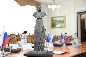 Памятник Герою СССР Кузьме Гребеннику появится в Луганске