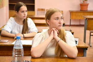 Сдача ЕГЭ по географии, химии и литературе, Луганск, 26 мая 2023 года
