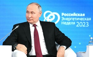 Путин призвал энергокомпании поставлять топливо в первую очередь отечественным потребителям