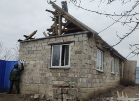 Представители ЛНР в СЦКК зафиксировали последствия обстрела села Долгое