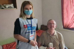 Волонтеры "Мира Луганщине" за неделю помогли 32 находящимся на самоизоляции жителям ЛНР