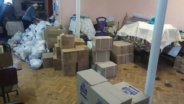 Более 350 жителей Тошковки и Тошковки-1 получили продуктовую гумпомощь