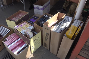 Полиция изъяла у нелегального торговца в Алчевске более 4 тыс. безакцизных сигарет