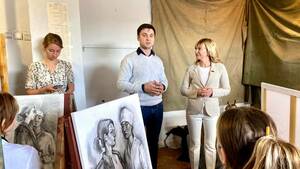 "Единая Россия" и Санкт-Петербургская академия художеств начали проект для студентов ЛНР