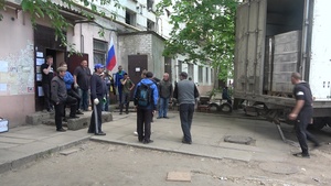 Сотрудники МЧС ЛНР доставили около 16 тонн гуманитарной помощи жителям Рубежного