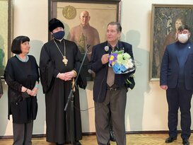 Выставка работ народного художника ЛНР Сергея Кондрашова открылась в Луганске