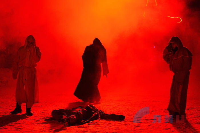 Новогоднее байкшоу "Ночных волков" в Луганске, 2 января 2015 года