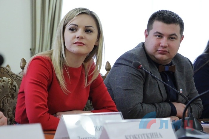 Встреча главы ЛНР с активистами Ассоциации молодежи Луганщины, Луганск, 27 декабря 2016 года