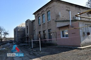 Строители из Алтайского края восстанавливают поврежденные ВСУ дома и детсад в Родаково