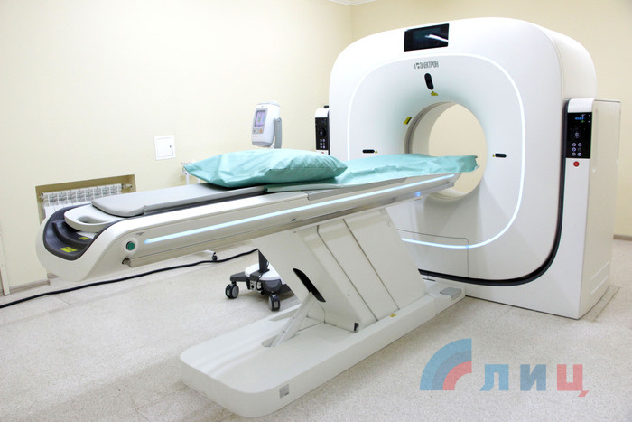 Ввод в эксплуатацию современного компьютерного томографа в ЛРОКД, Луганск, 11 января 2018 года