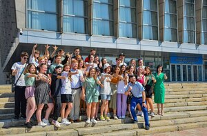 Более 60 финалистов I этапа конкурса "Пишем будущее" отправились на экскурсию в Волгоград