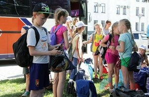 Более 16 тыс. детей из ЛНР в 2022 году отдохнули в других регионах РФ – МОН Республики