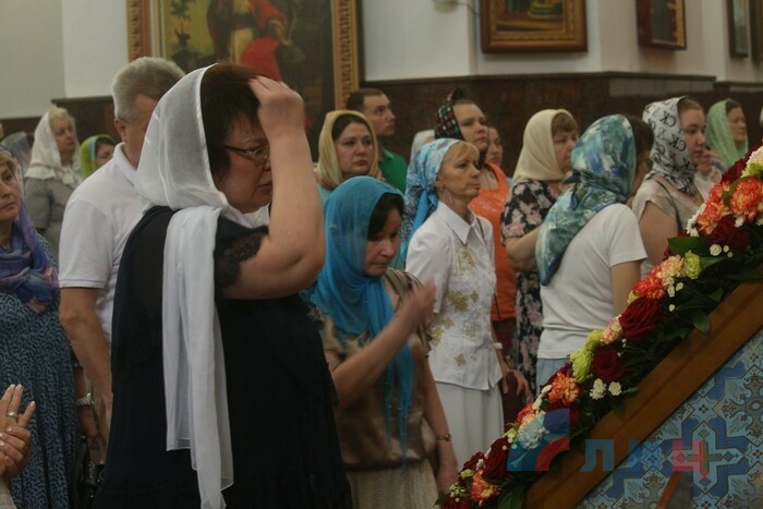 Торжественное богослужение в честь Луганской иконы Божией Матери, Луганск, 13 июня 2020 года