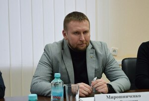 ЕР сделала предварительное голосование доступным для всех жителей ЛНР - Мирошниченко